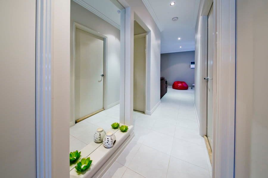 8a Kimbara Street, NOLLAMARA WA 6061, Nollamara - Thumbnail 2