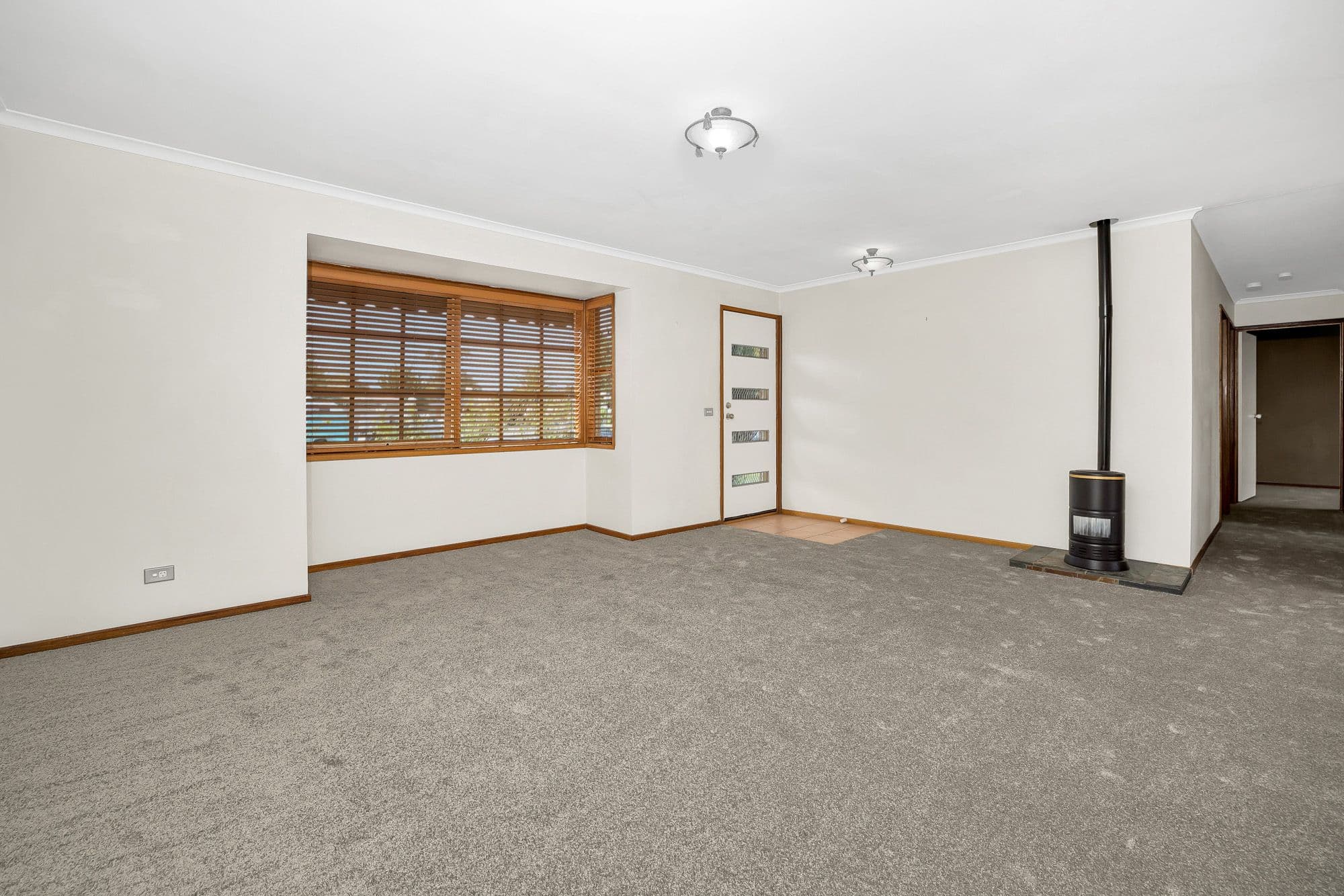 3 Chester Court, Wyndham Vale VIC 3024, Wyndham Vale - Thumbnail 2