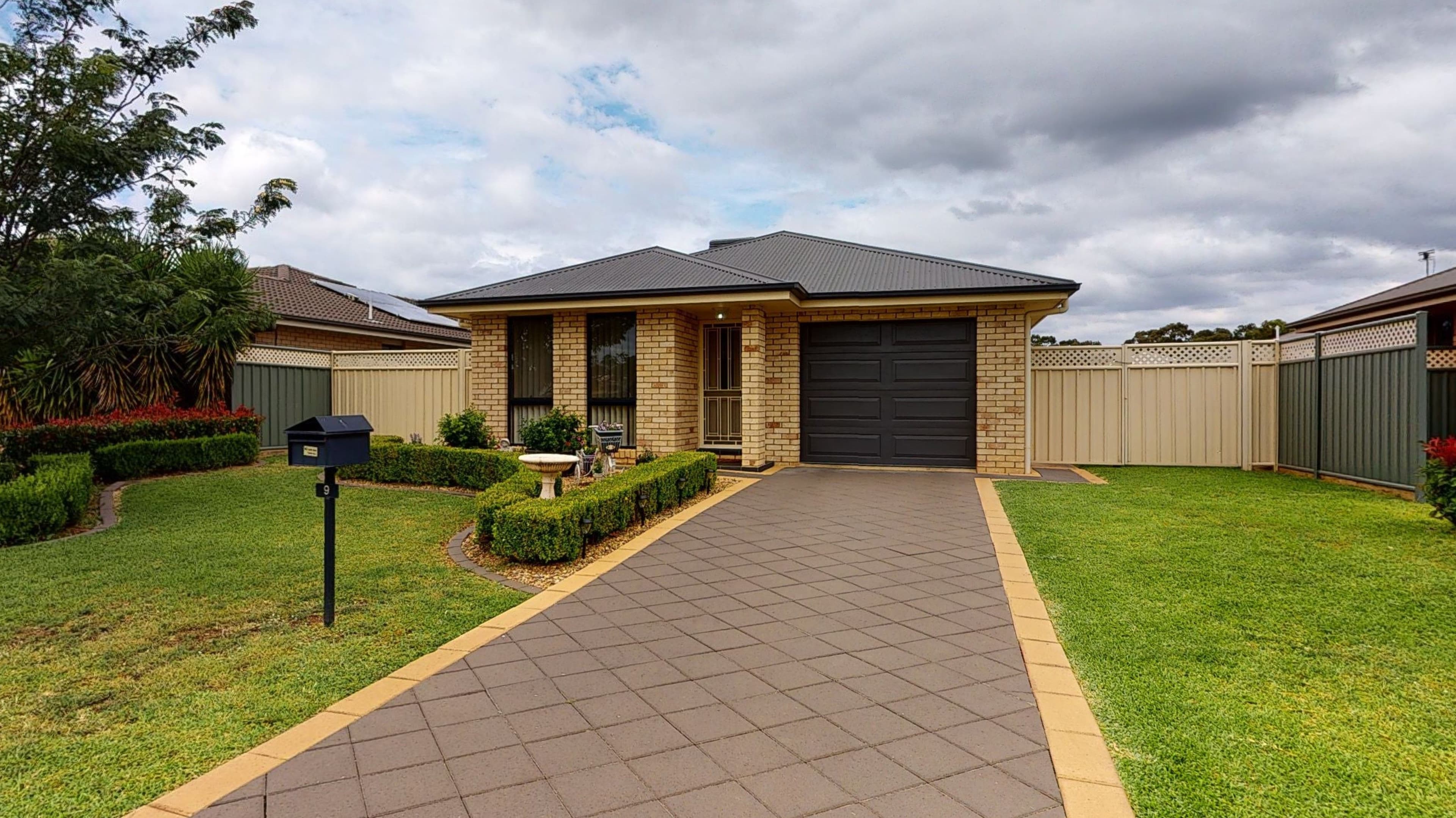 9 Torvean Avenue, Dubbo NSW 2830, Dubbo - Image 1