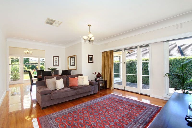 13 Bakers Road, OAKLEIGH SOUTH VIC 3167, Oakleigh South - Thumbnail 2