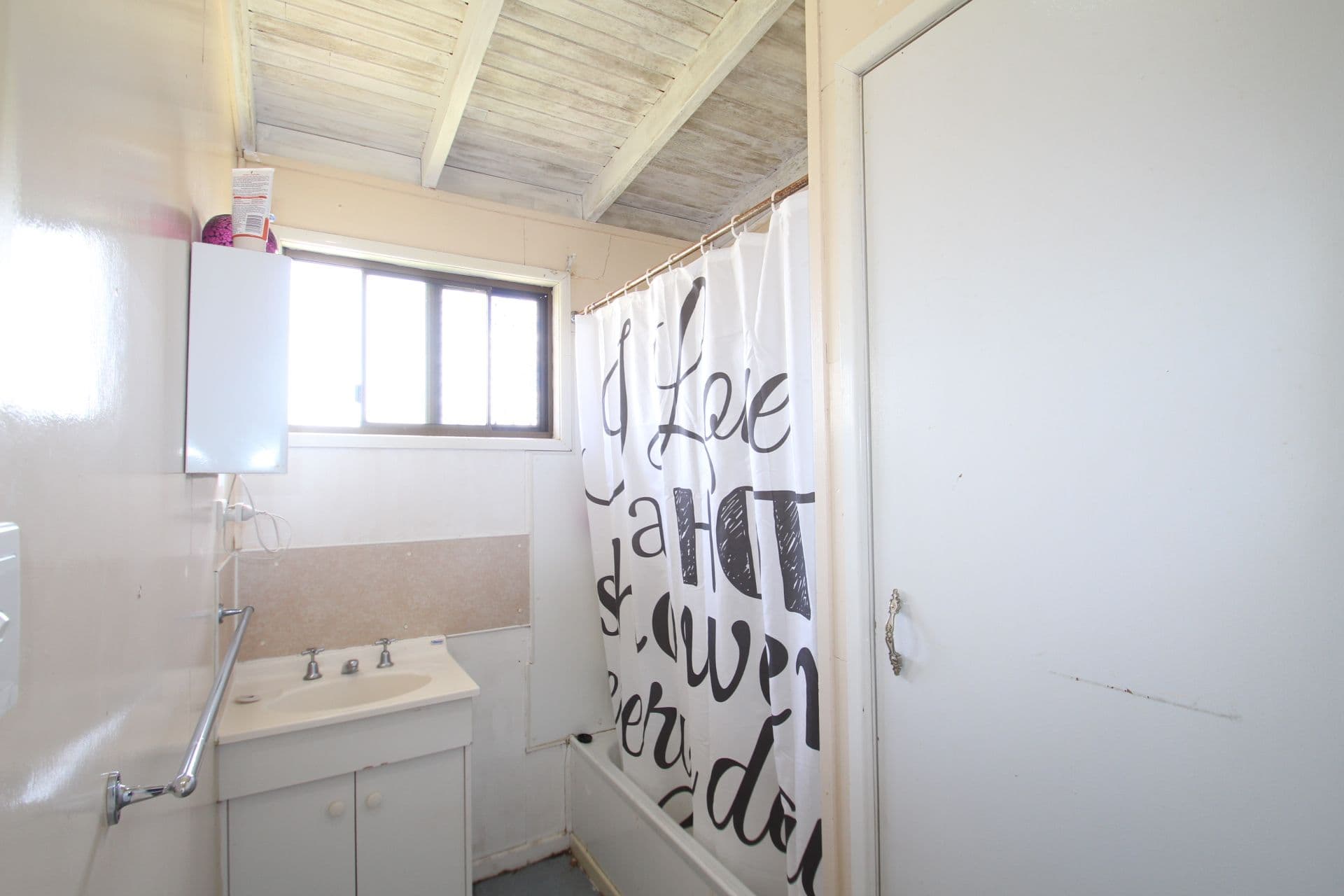 15 Rebwonga Street, Kingsthorpe QLD 4400, Kingsthorpe - Thumbnail 6