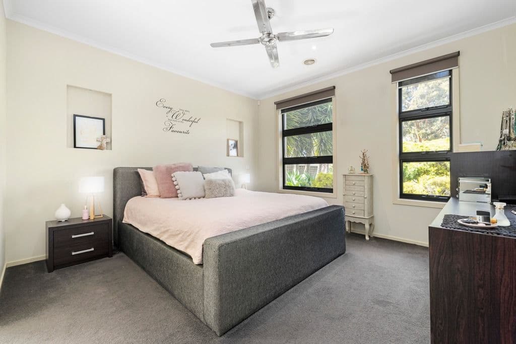 4 Melpomene Boulevard, Tarneit VIC 3029, Tarneit - Thumbnail 3