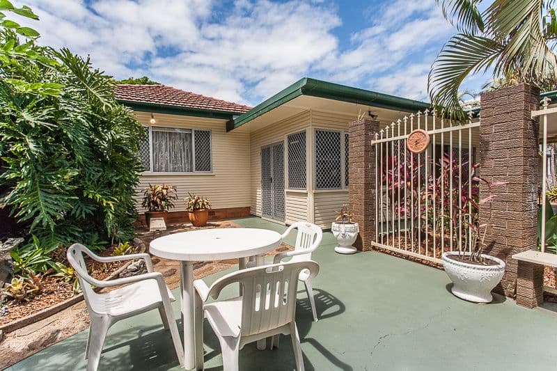 29 Clifford Street, WOODY POINT QLD 4019, Woody Point - Thumbnail 5