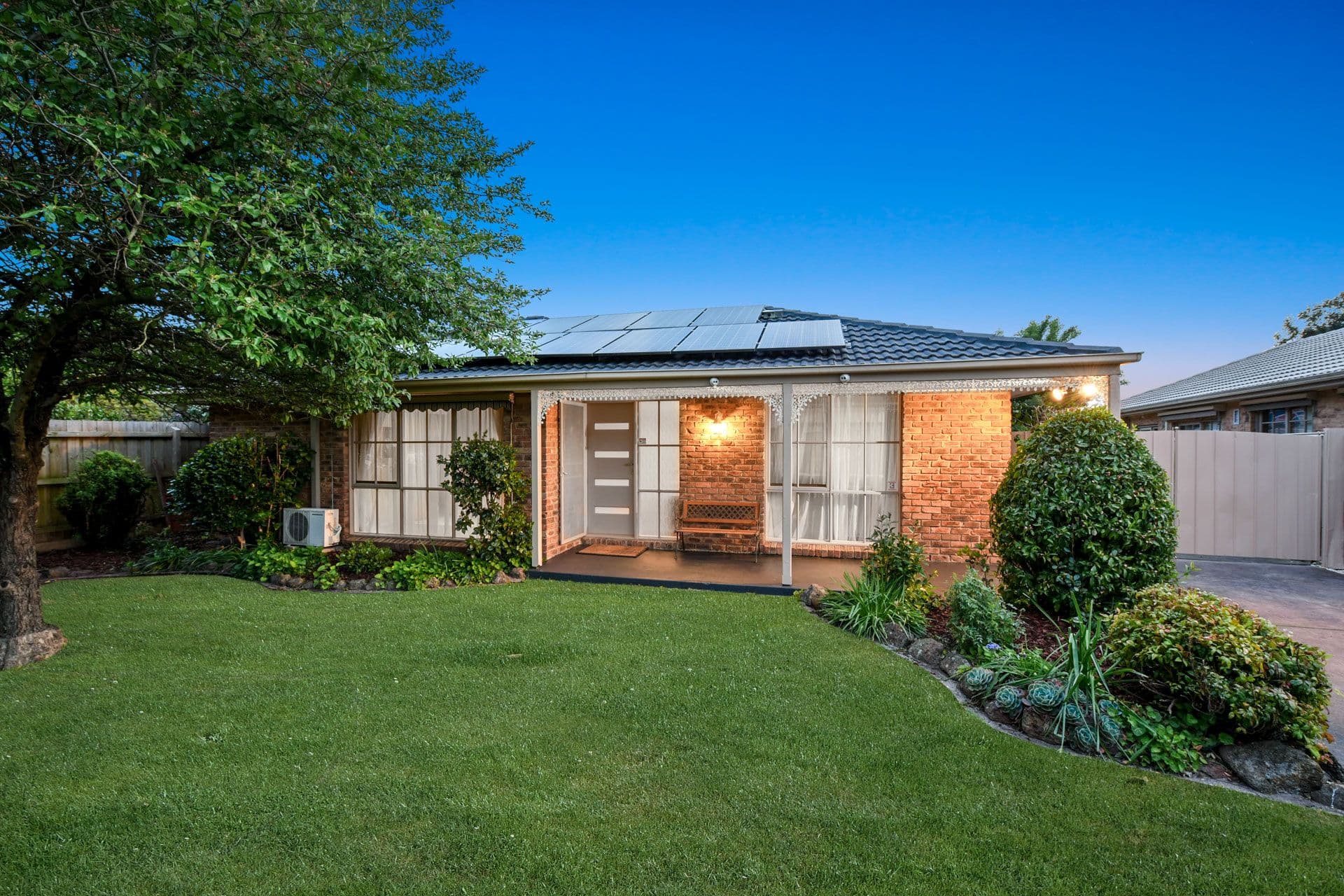 12 Hollydale Close, Berwick VIC 3806, Berwick - Thumbnail 2