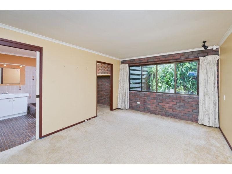 14 Struan Street, CHAPEL HILL QLD 4069, Chapel Hill - Thumbnail 4