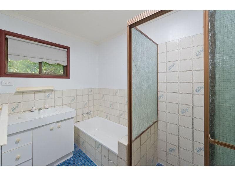 14 Struan Street, CHAPEL HILL QLD 4069, Chapel Hill - Thumbnail 7