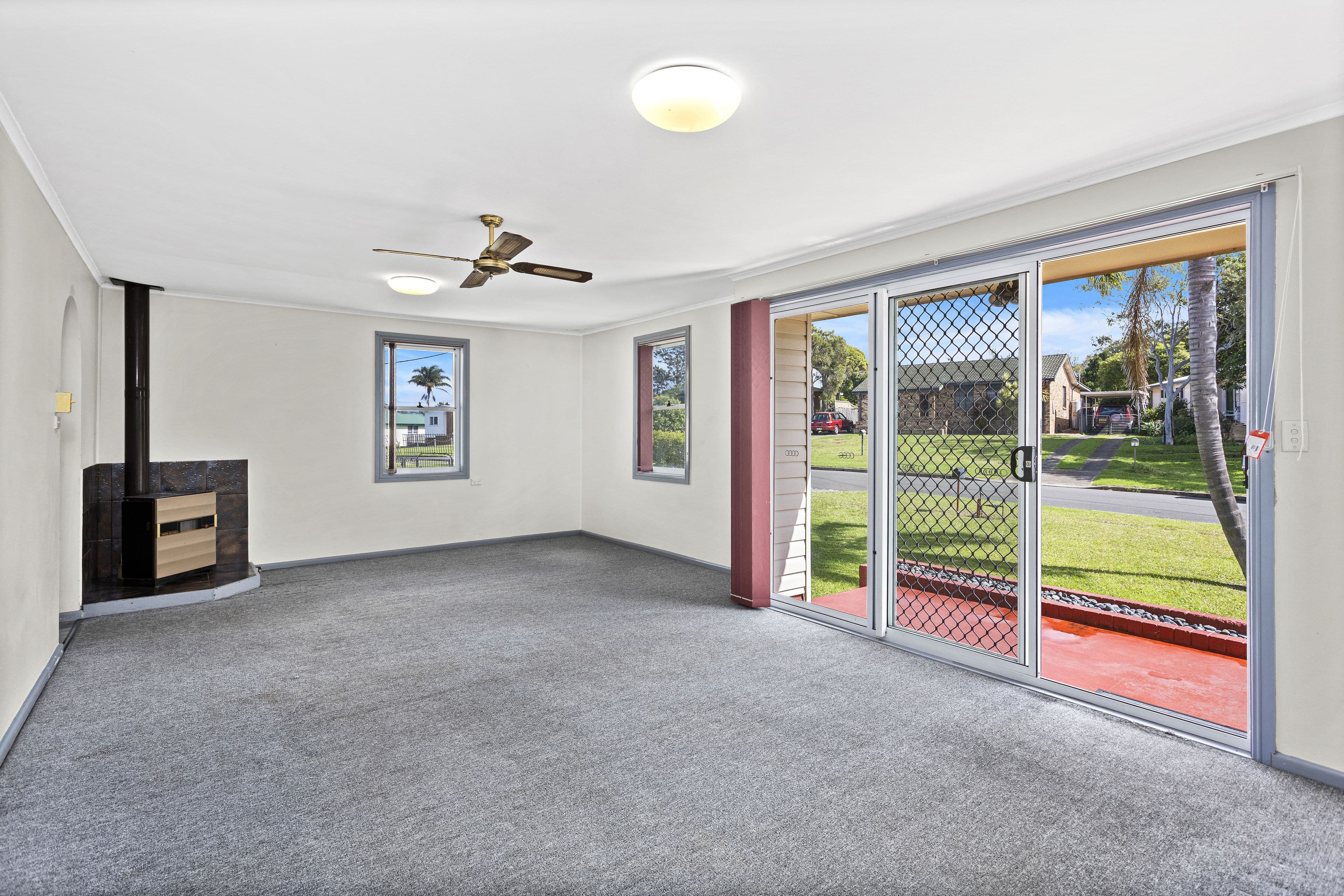 1 Davidson Street, Warilla NSW 2528, Warilla - Thumbnail 2