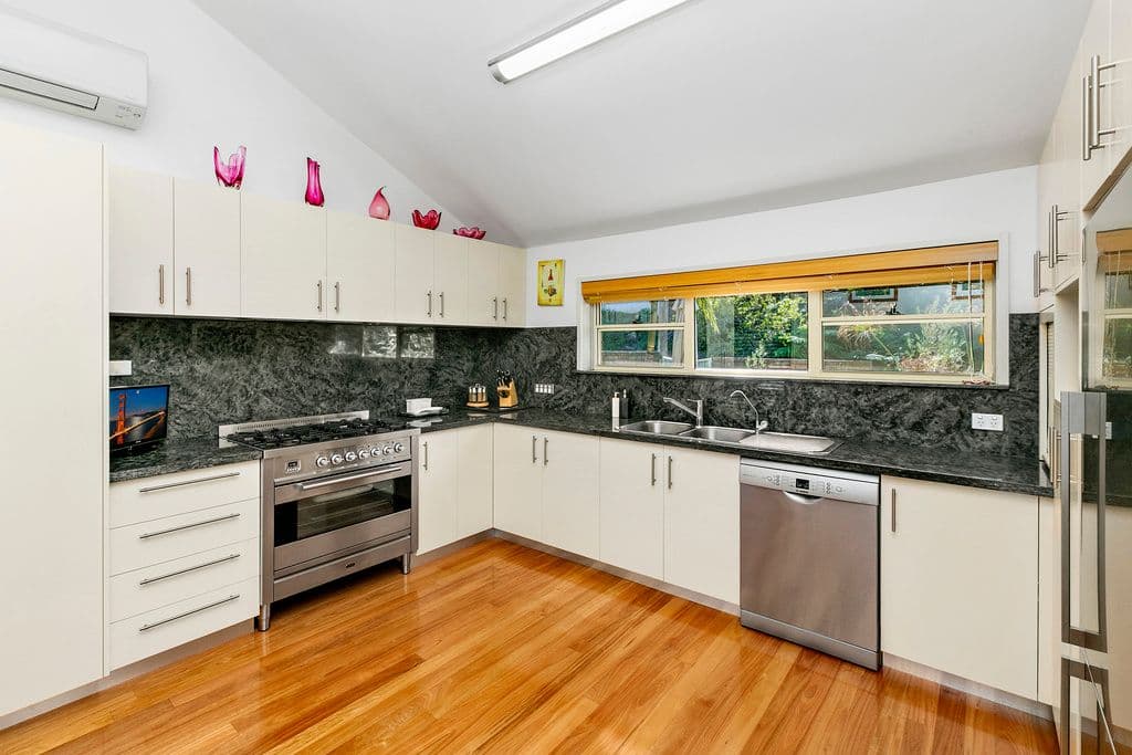 51 Macquarie Street, Cromer NSW 2099, Cromer - Thumbnail 3