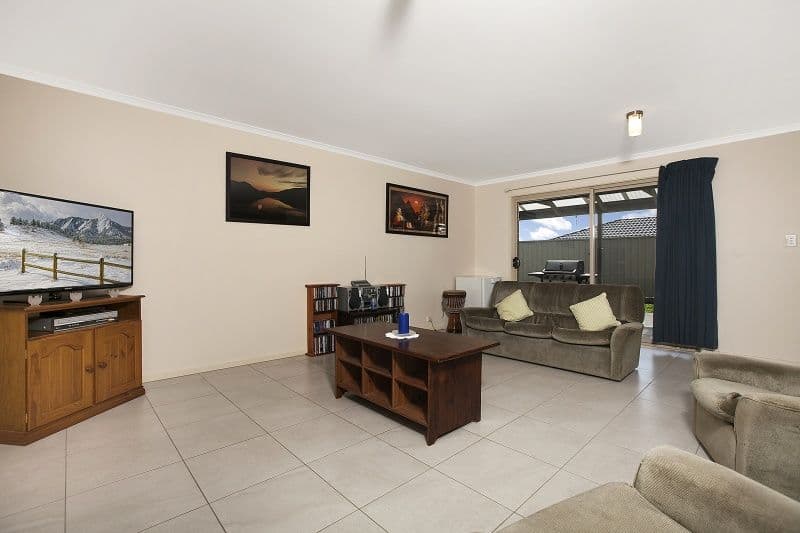 8 Beachport Road, SEAFORD RISE SA 5169, Seaford Rise - Thumbnail 4