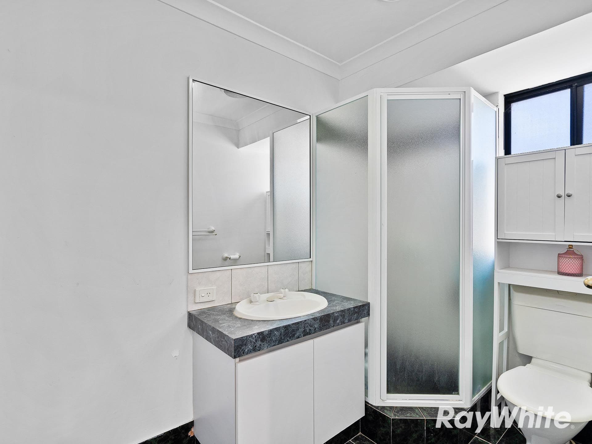 40 Floribunda Avenue, Halls Head WA 6210, Halls Head - Thumbnail 7