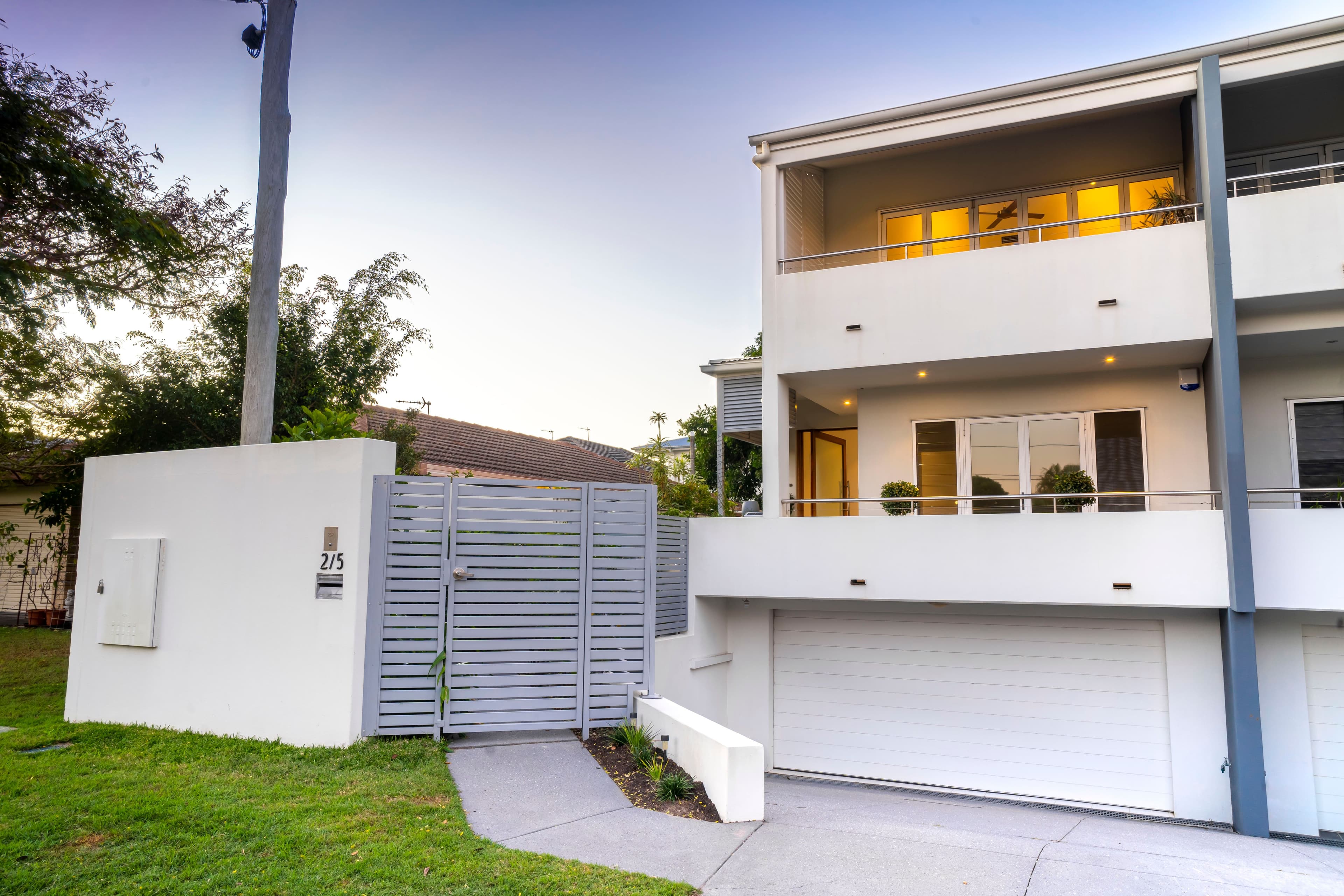 5 Muscovey Avenue, Paradise Point QLD 4216, Paradise Point - Thumbnail 4