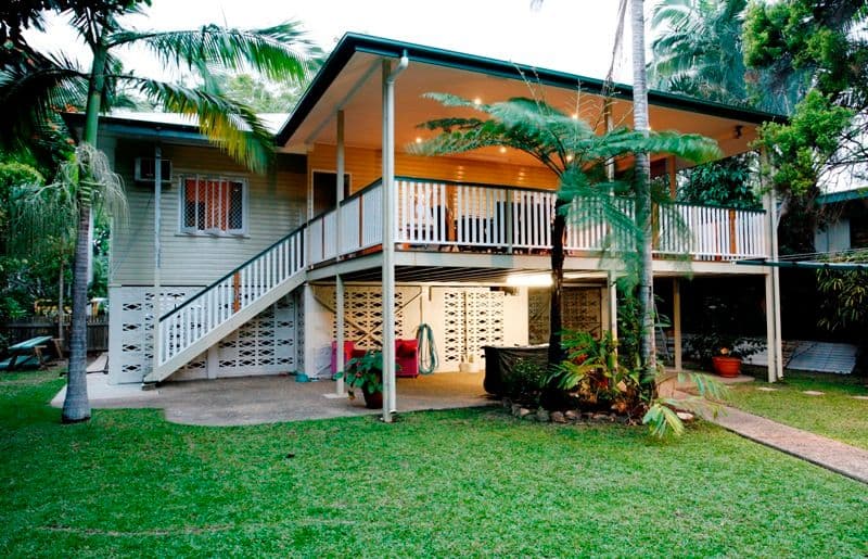 18 Wentworth Avenue, MUNDINGBURRA QLD 4812, Mundingburra - Image 1