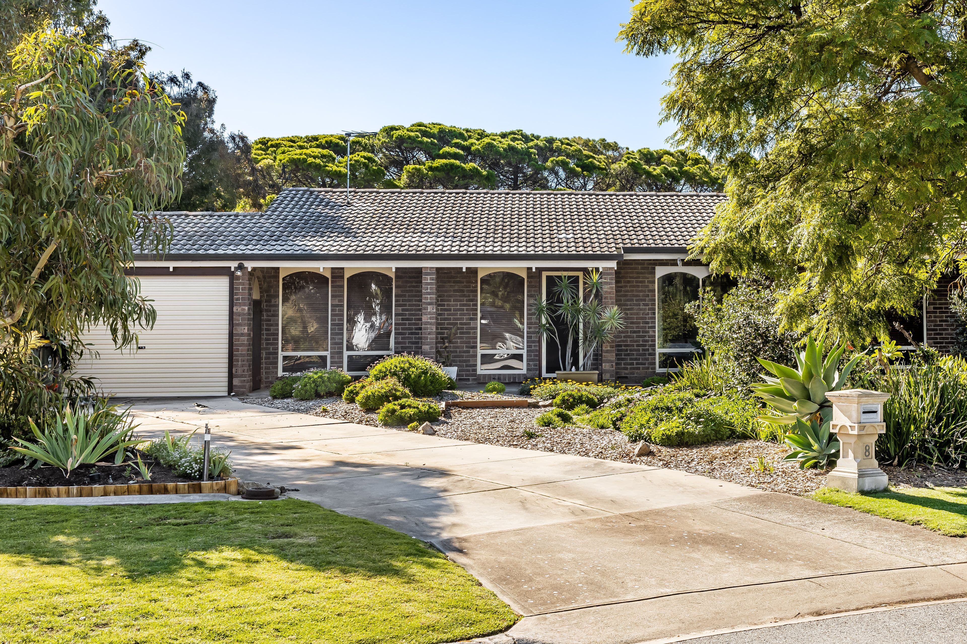 8 Michigan Court, West Lakes SA 5021, West Lakes - Image 1
