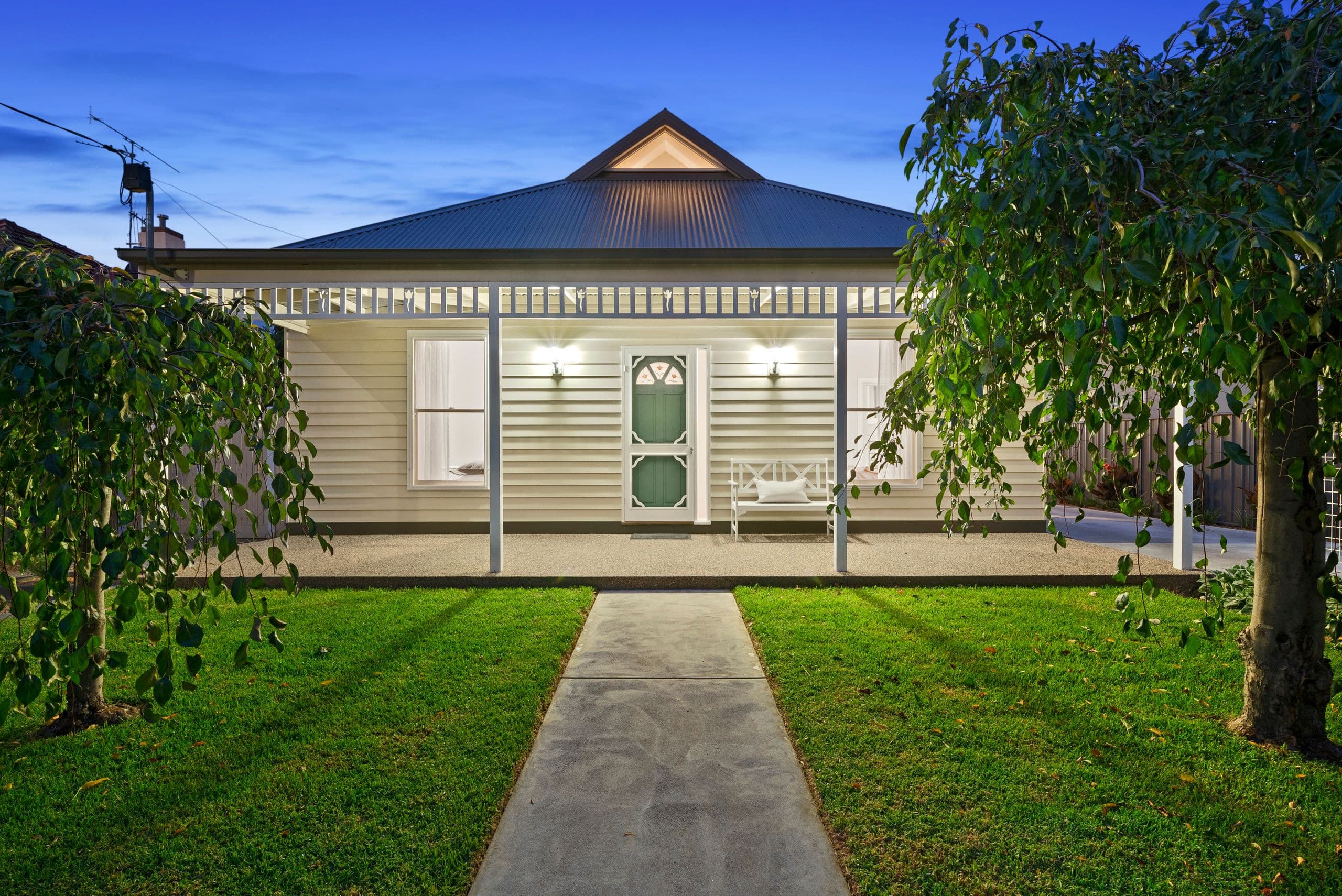 33 Smythe Street, Benalla VIC 3672, Benalla - Image 1