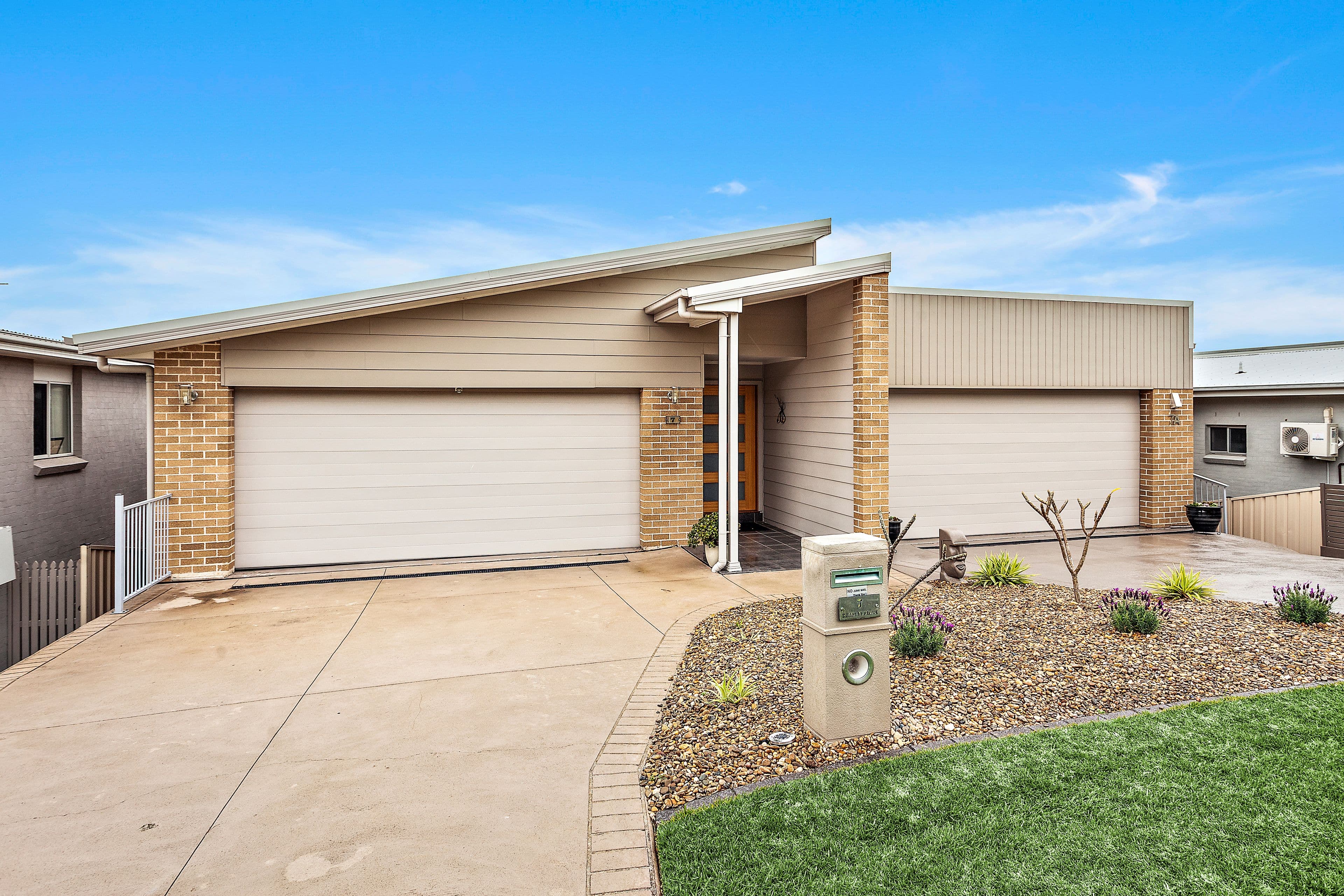 7 Chaplin Place, Albion Park - Image 1