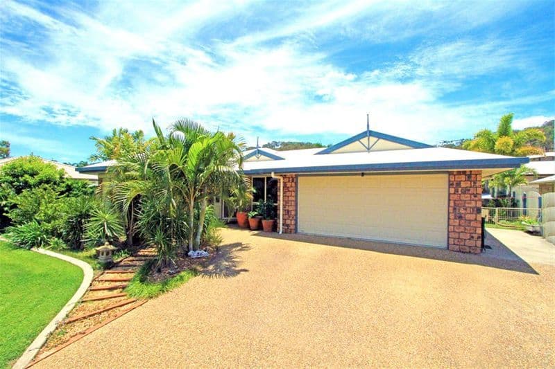 54 Springfield Drive, NORMAN GARDENS QLD 4701, Norman Gardens - Image 1