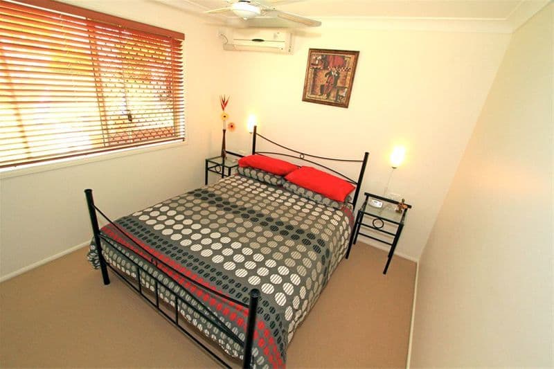 54 Springfield Drive, NORMAN GARDENS QLD 4701, Norman Gardens - Thumbnail 5