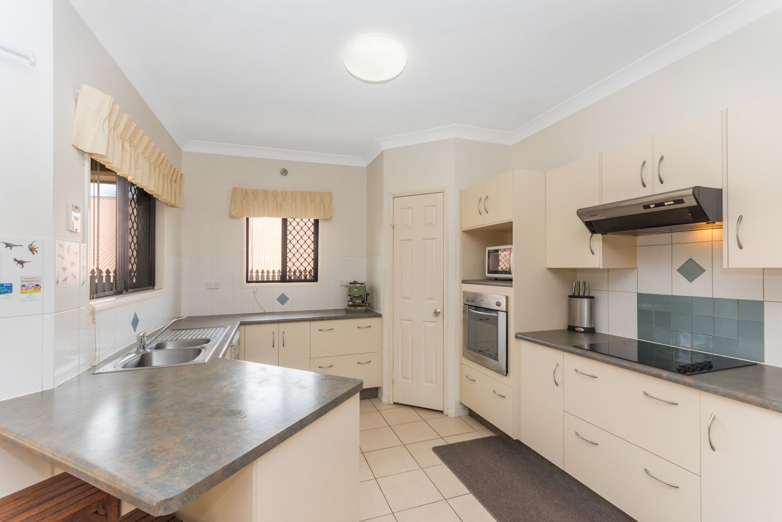 66 Riverbend Drive, Douglas QLD 4814, Douglas - Thumbnail 4