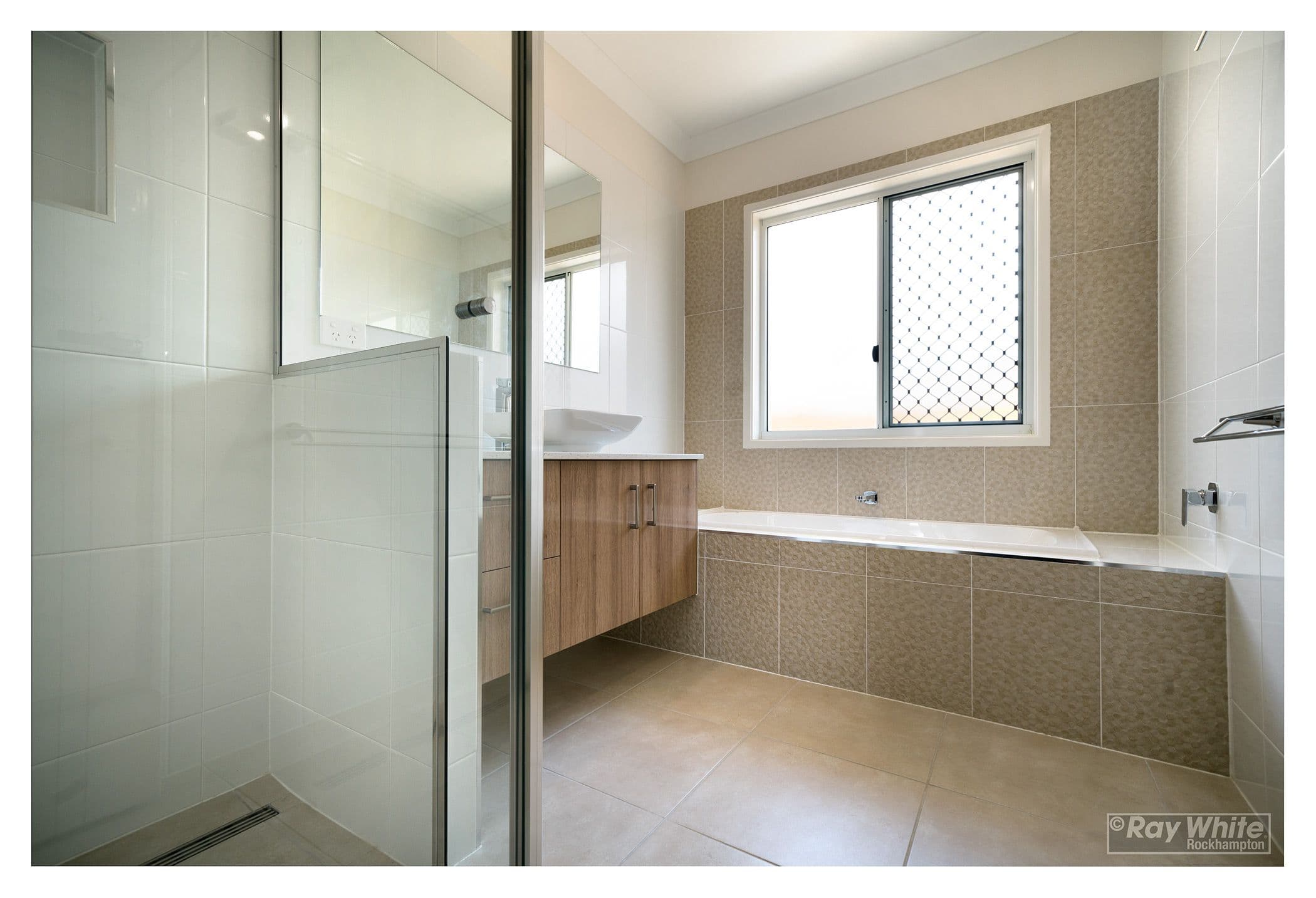 13 Belbowrie Avenue, Norman Gardens QLD 4701, Norman Gardens - Thumbnail 6