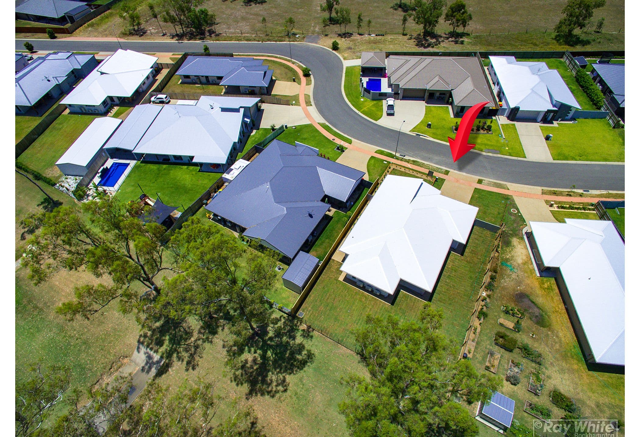 13 Belbowrie Avenue, Norman Gardens QLD 4701, Norman Gardens - Thumbnail 8