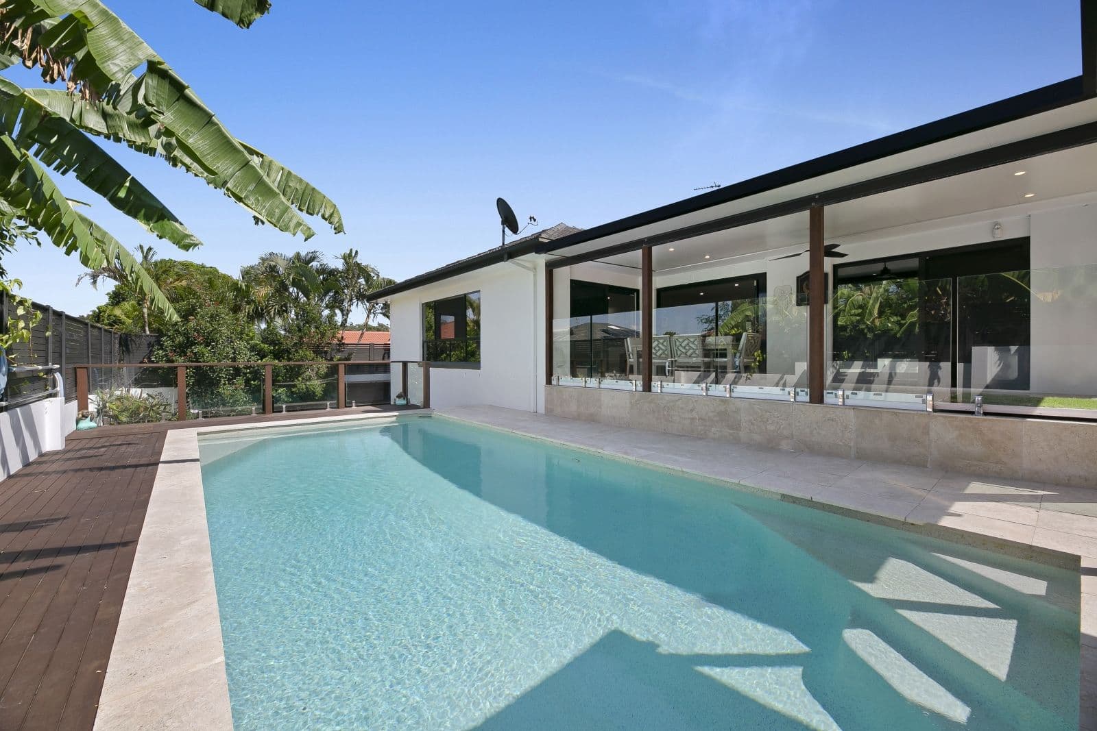 10 Nottinghill Gate Drive, Arundel QLD 4214, Arundel - Thumbnail 3
