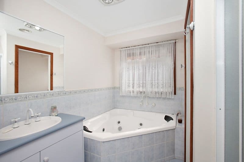 41 Kilcunda Drive, ROWVILLE VIC 3178, Rowville - Thumbnail 4
