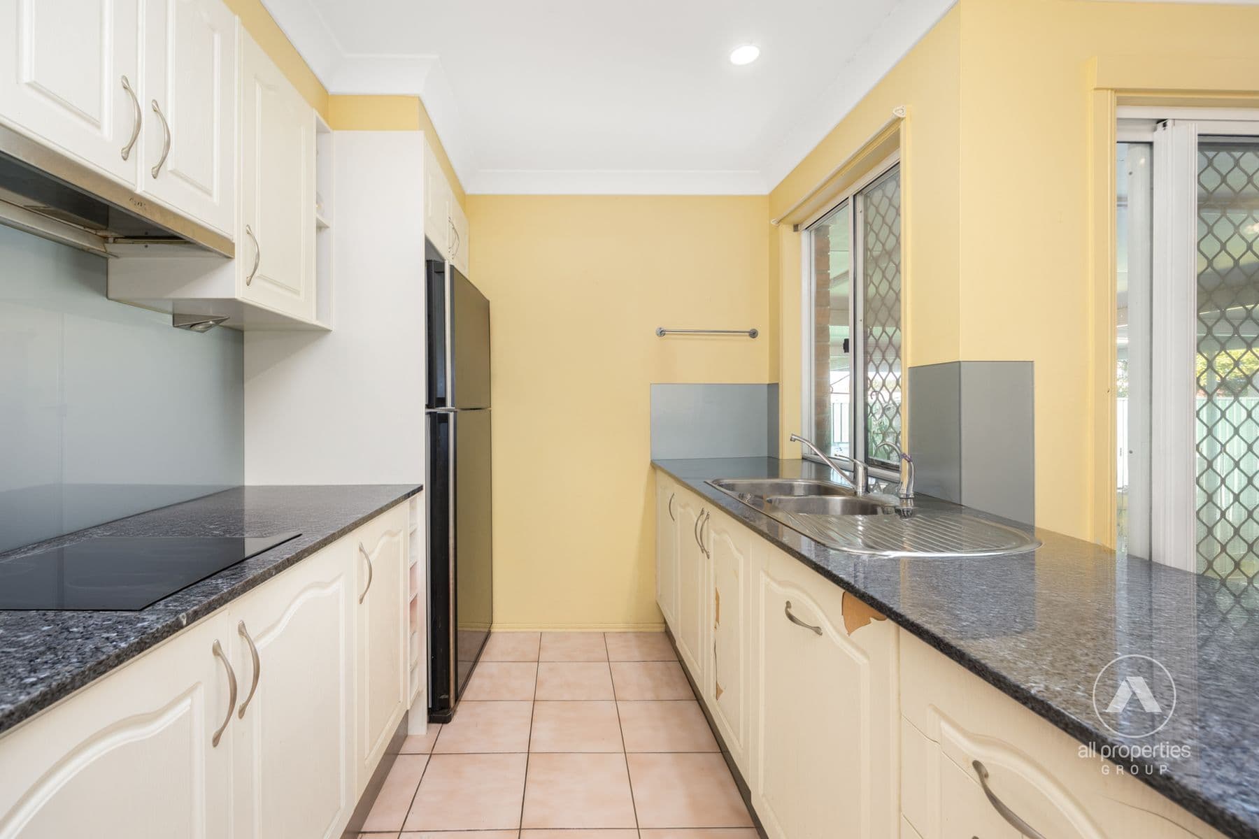 40 Bywater Street, Hillcrest QLD 4118, Hillcrest - Thumbnail 4
