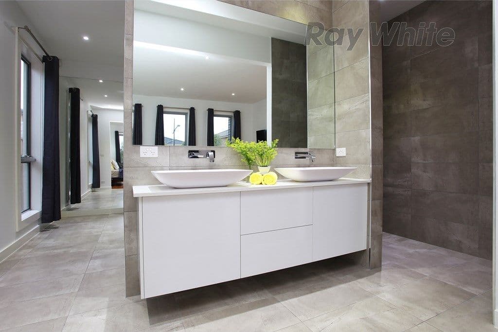 42 Rowan Avenue, WILLIAMS LANDING VIC 3027, Williams Landing - Thumbnail 4