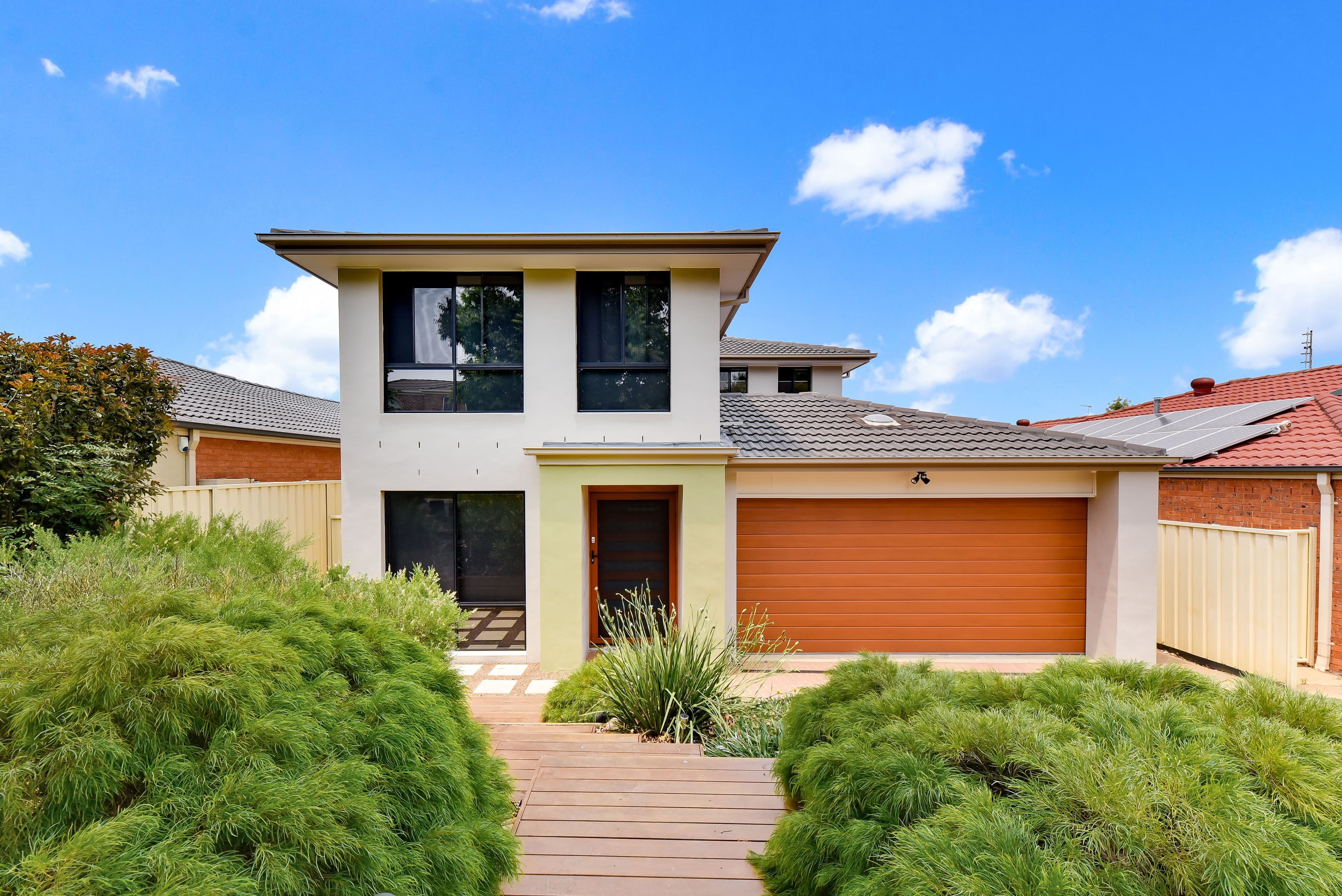 8 Mannix Court, Harrington Park - Thumbnail 2