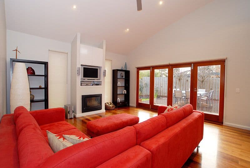 14 Black Knight Street, MORDIALLOC VIC 3195, Mordialloc - Thumbnail 2