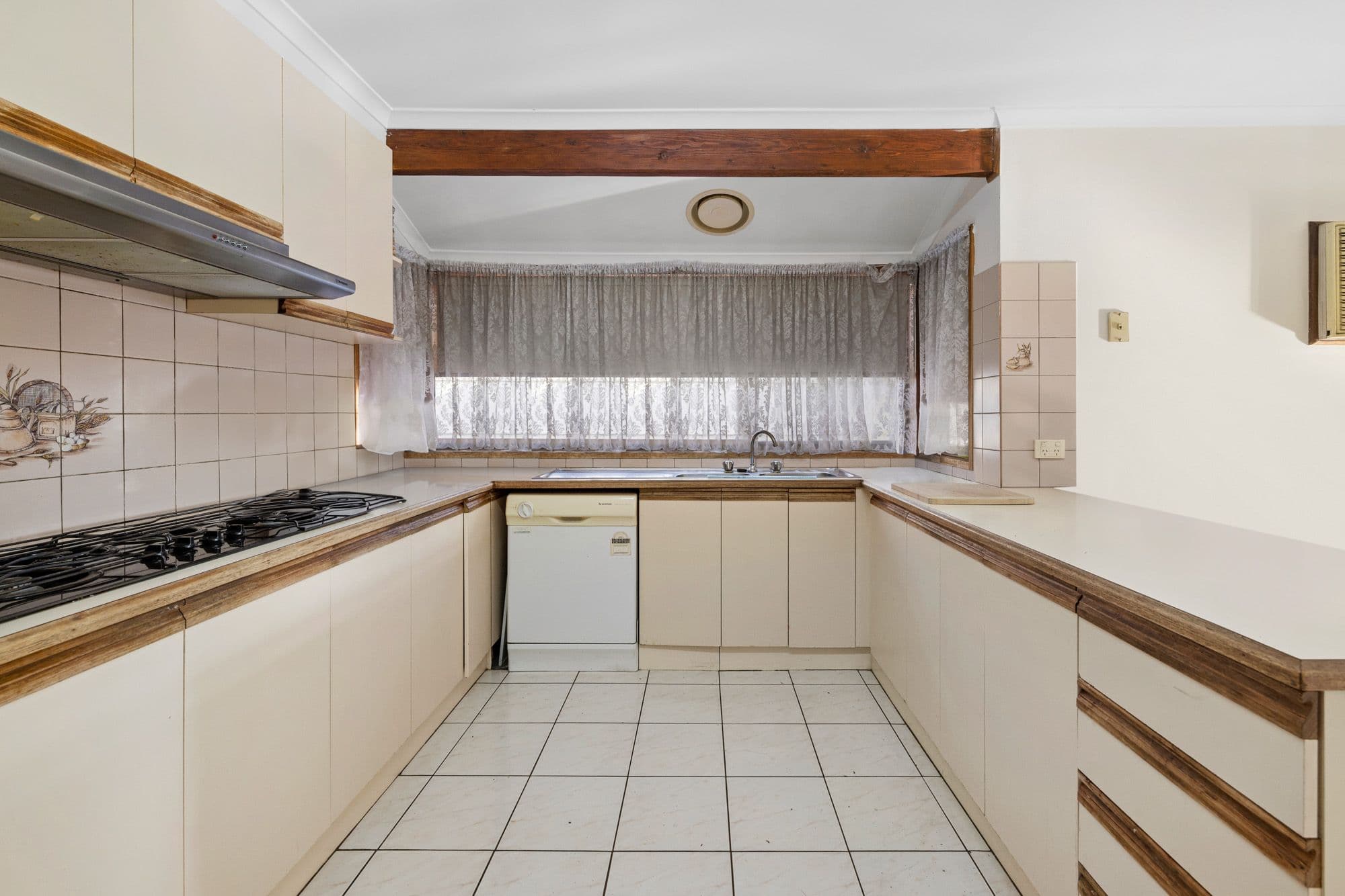 15 Dona Drive, Hoppers Crossing VIC 3029, Hoppers Crossing - Thumbnail 3