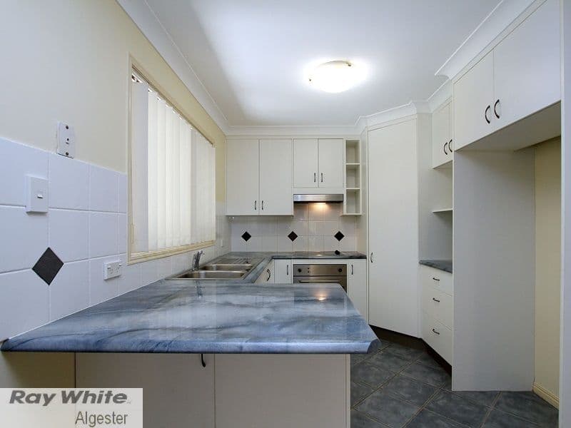 11 Frances Place, CALAMVALE QLD 4116, Calamvale - Thumbnail 2