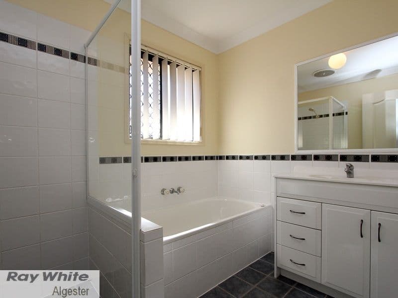 11 Frances Place, CALAMVALE QLD 4116, Calamvale - Thumbnail 3