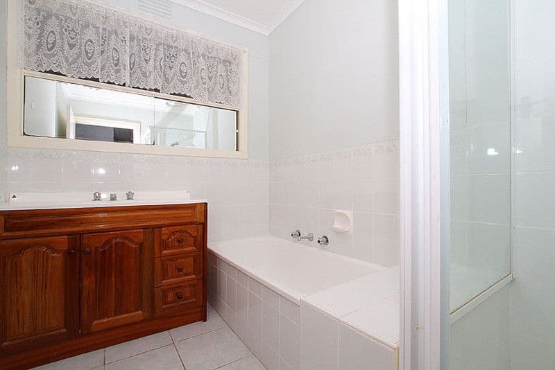 23 Marshall Drive, RESERVOIR VIC 3073, Reservoir - Thumbnail 7