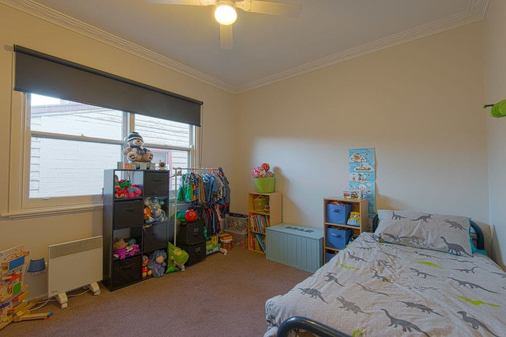 19 Weeroona Avenue, North Bendigo VIC 3550, North Bendigo - Thumbnail 7