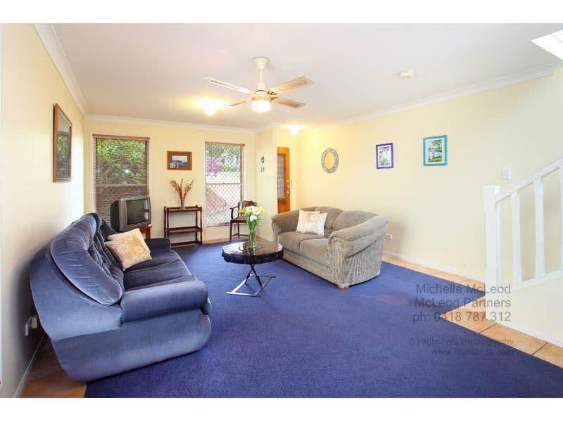 38 Henry Street, CHAPEL HILL QLD 4069, Chapel Hill - Thumbnail 3