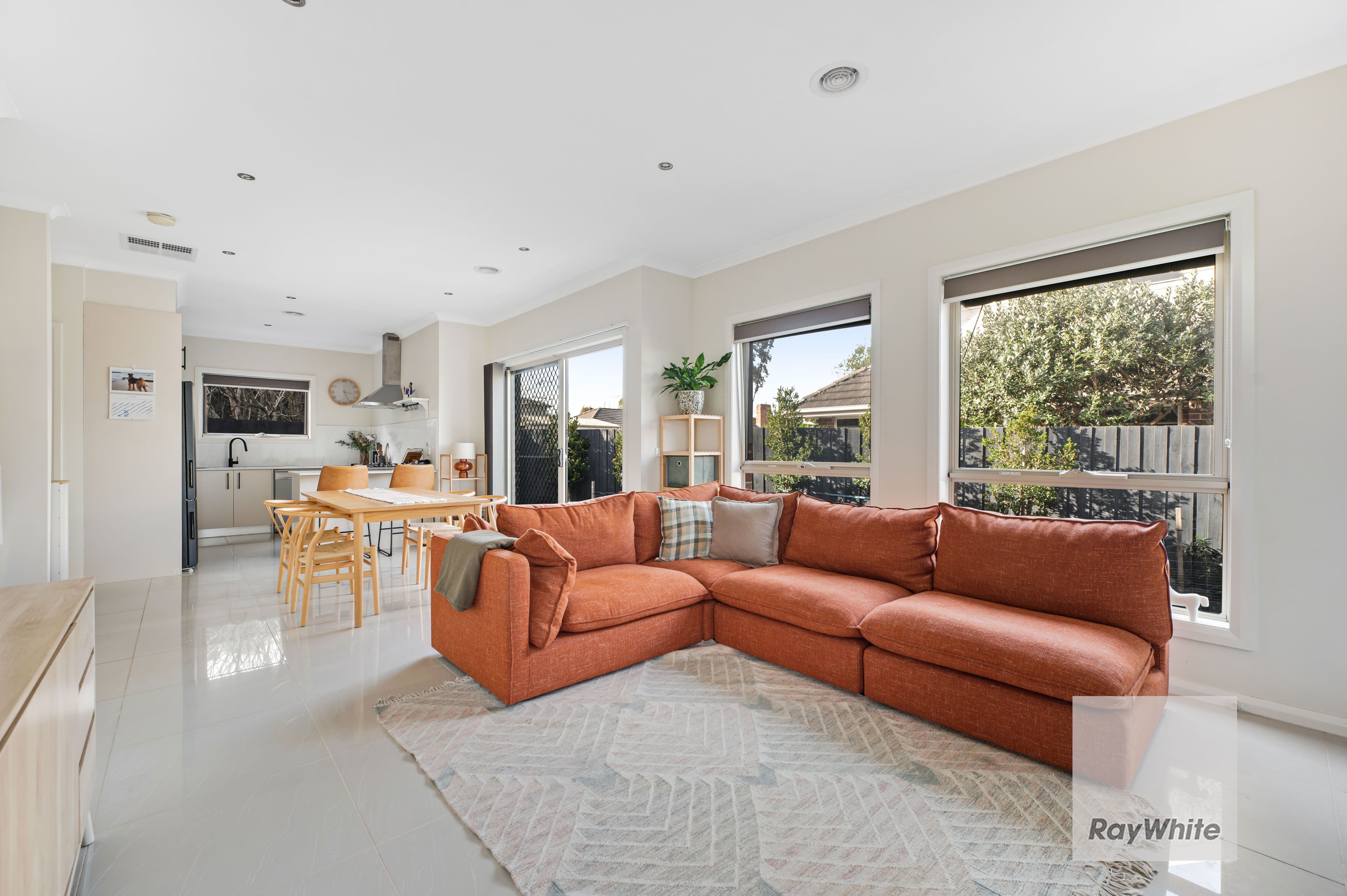 8 Becket Street South, Glenroy VIC 3046, Glenroy - Thumbnail 2