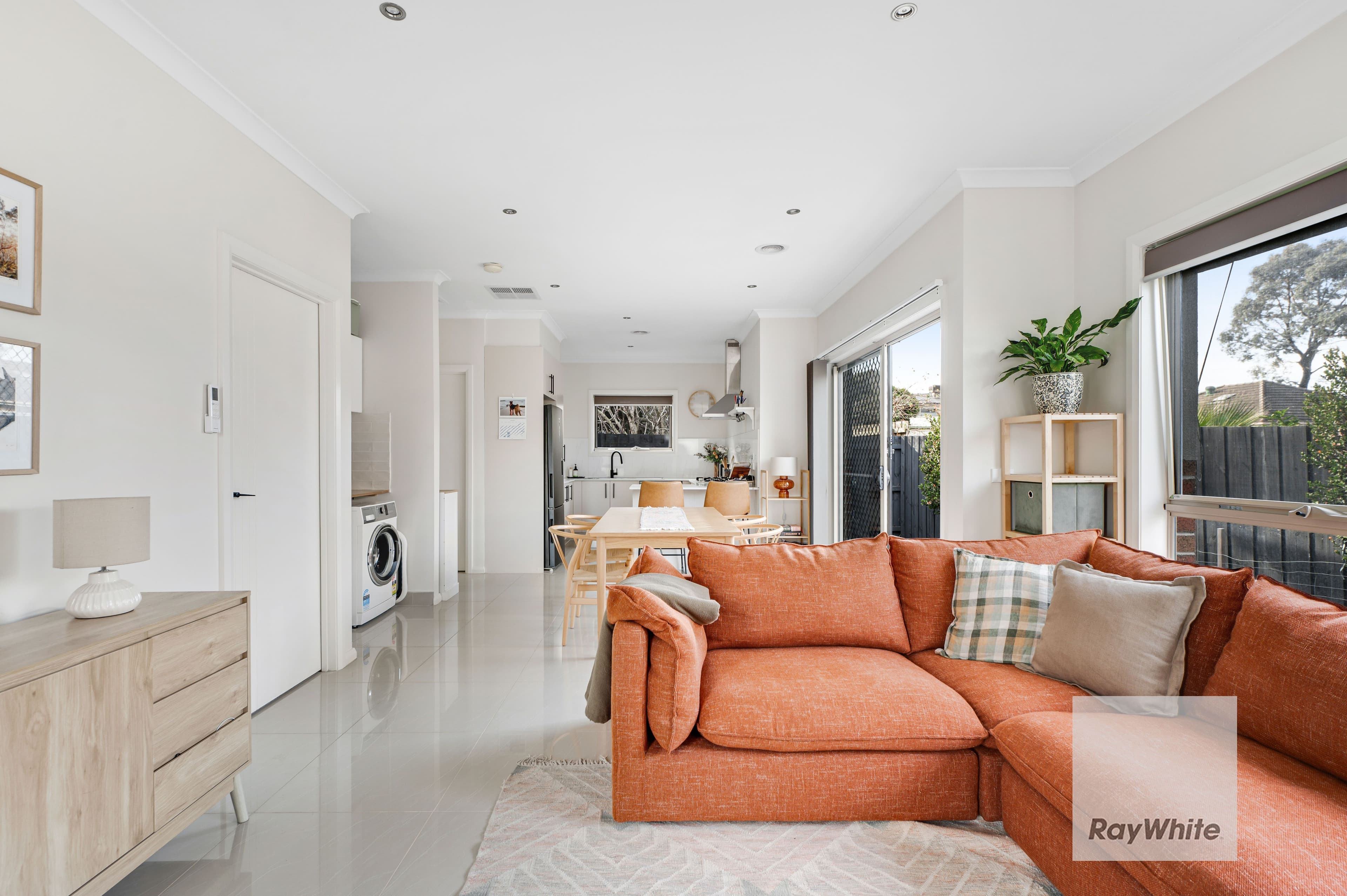 8 Becket Street South, Glenroy VIC 3046, Glenroy - Thumbnail 3