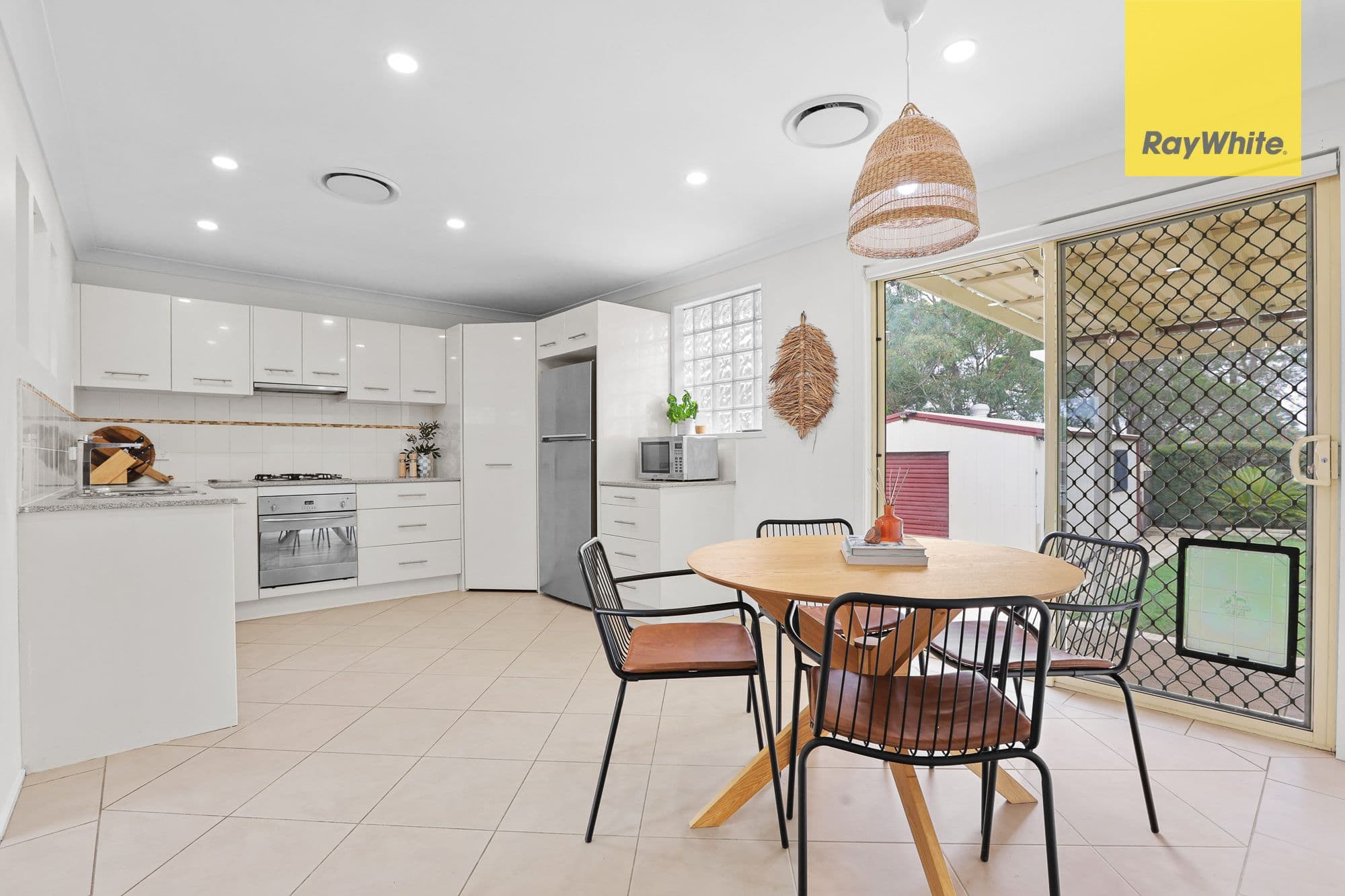 6 Barnfield Street, Dean Park NSW 2761, Dean Park - Thumbnail 5