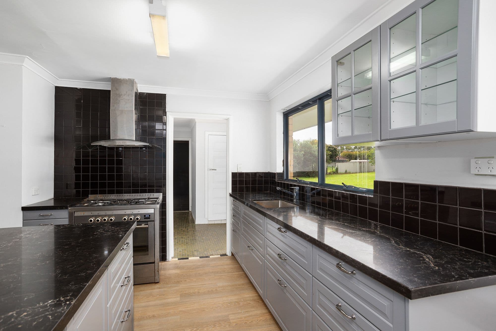 53 Hawtin Road, Maida Vale WA 6057, Maida Vale - Thumbnail 7