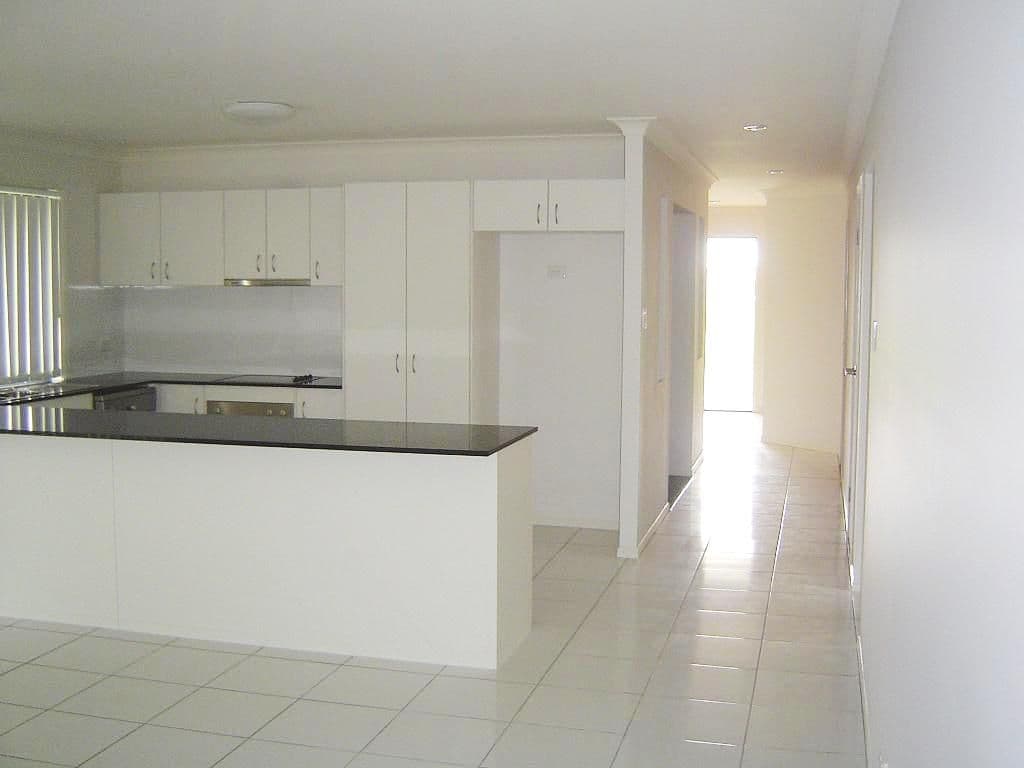 9 Lacy Lane, UPPER COOMERA QLD 4209, Upper Coomera - Thumbnail 4