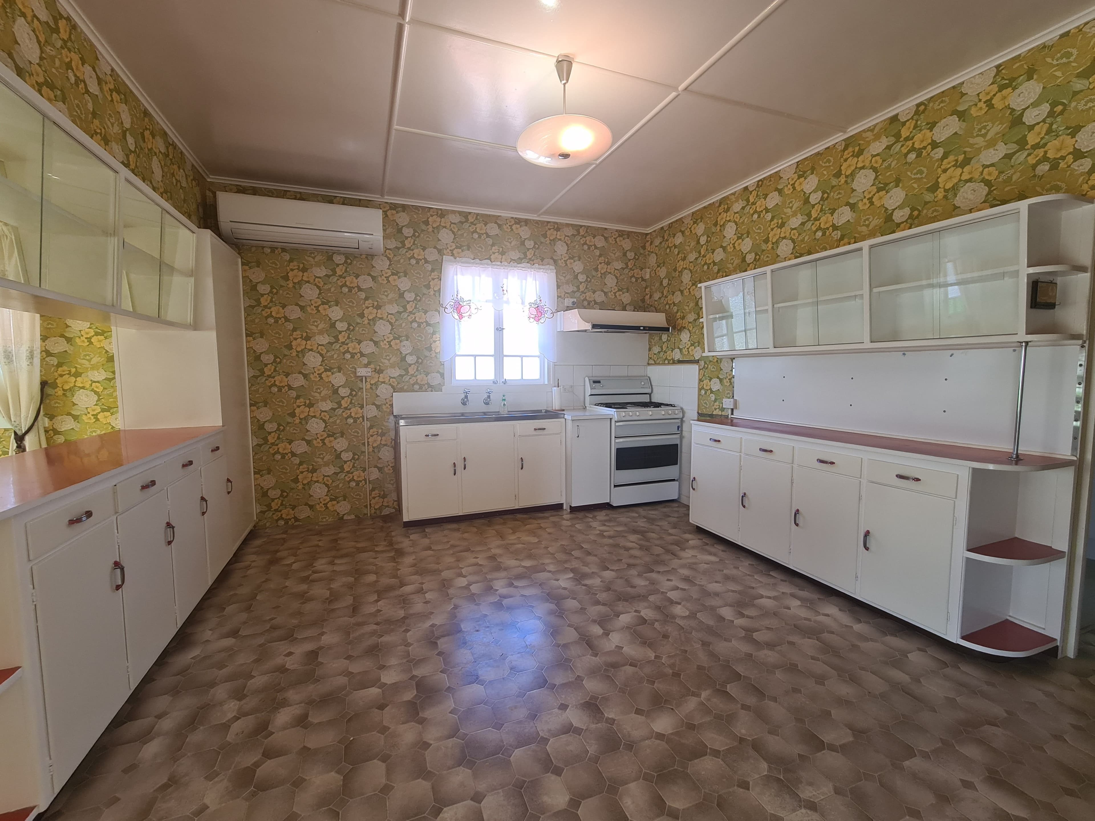 19 Grace Street, Crows Nest QLD 4355, Crows Nest - Thumbnail 3