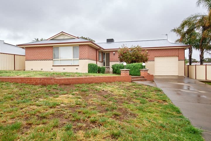20 Hart Street, Junee NSW 2663, Junee - Image 1