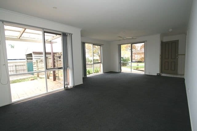 16 Manna Gum Drive, Cowes VIC 3922, Cowes - Thumbnail 4