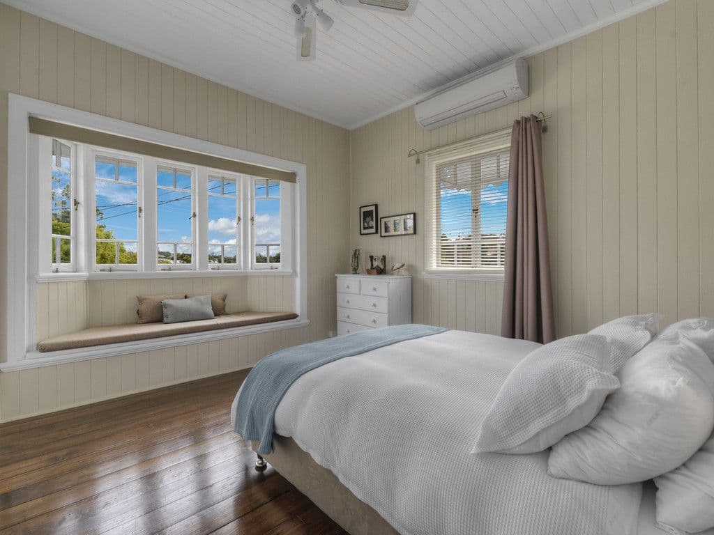 24 Rita Street, Holland Park QLD 4121, Holland Park - Thumbnail 3
