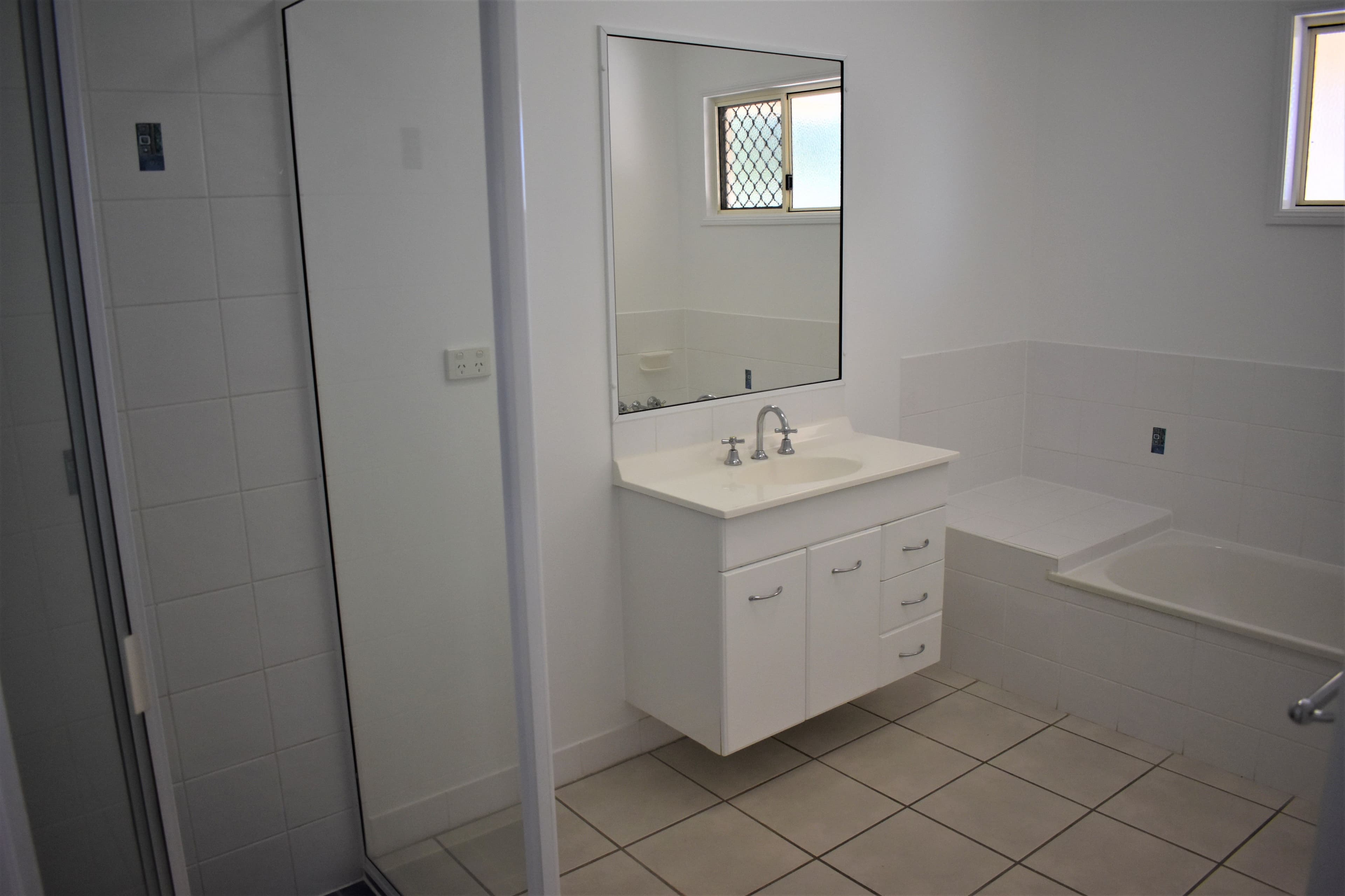 19 Tryon Court, Kirwan QLD 4817, Kirwan - Thumbnail 4