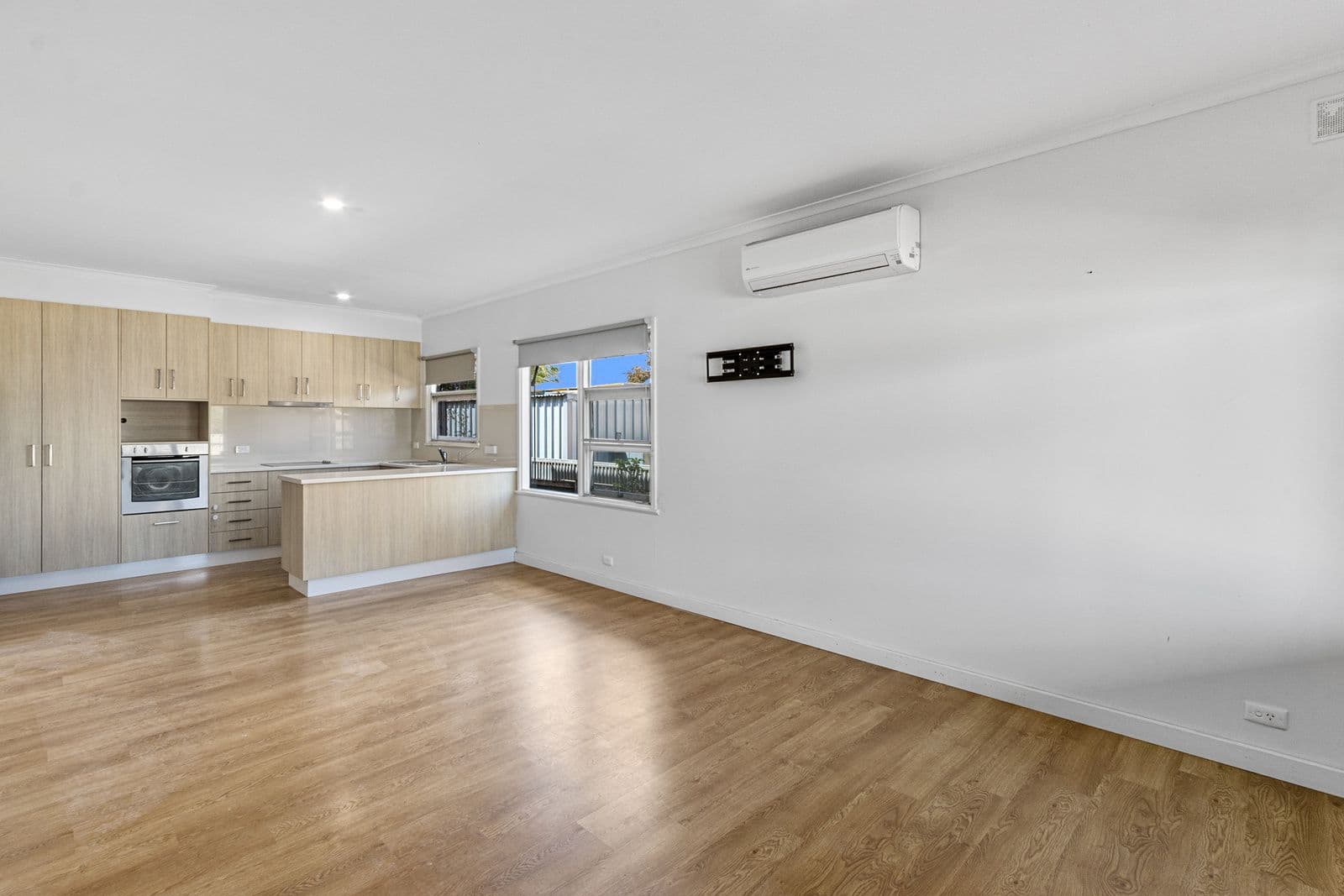 28 Emerson Street, Port Hughes SA 5558, Port Hughes - Thumbnail 5