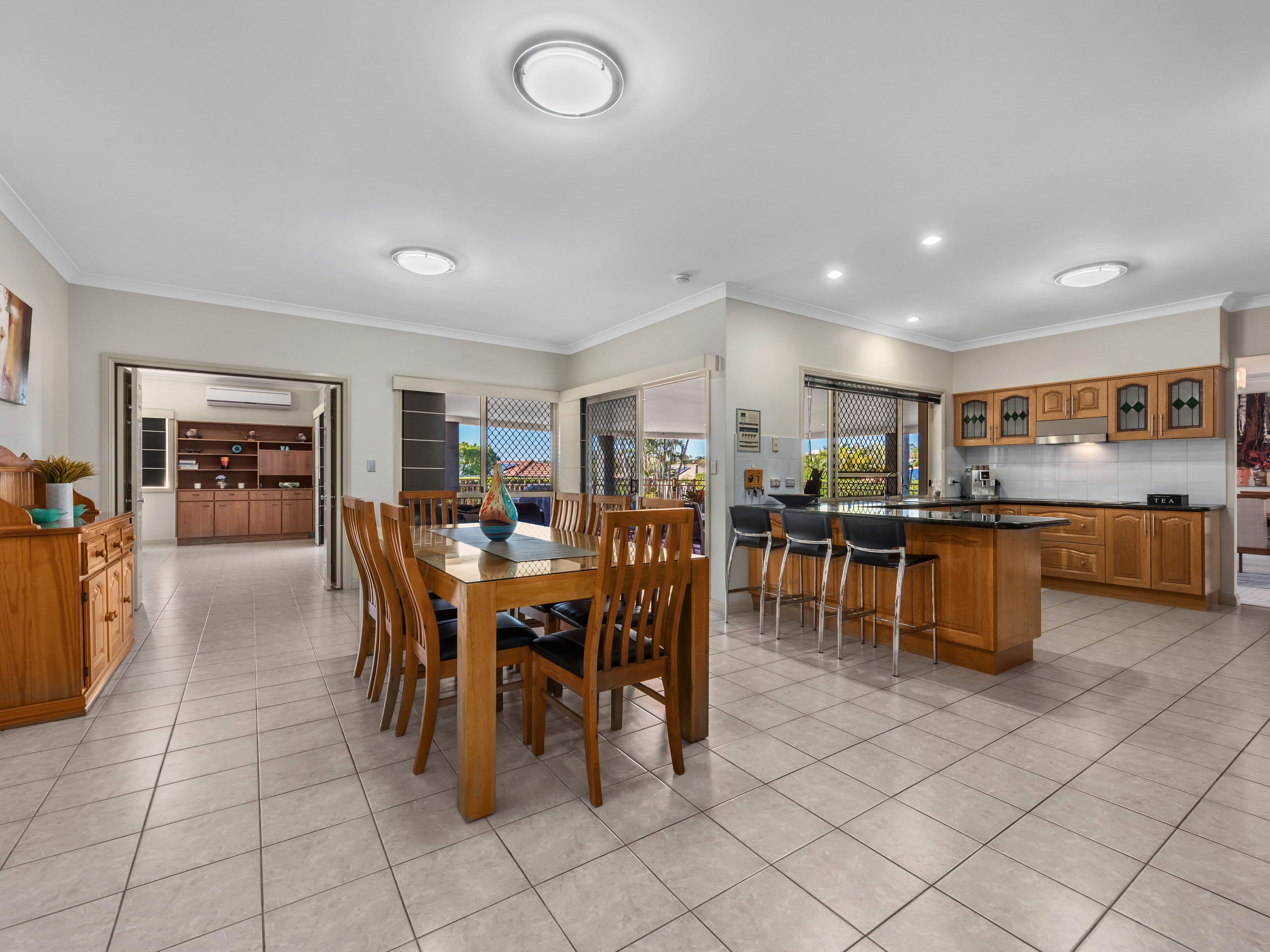 11 Halleys Crescent, Bridgeman Downs QLD 4035, Bridgeman Downs - Thumbnail 7