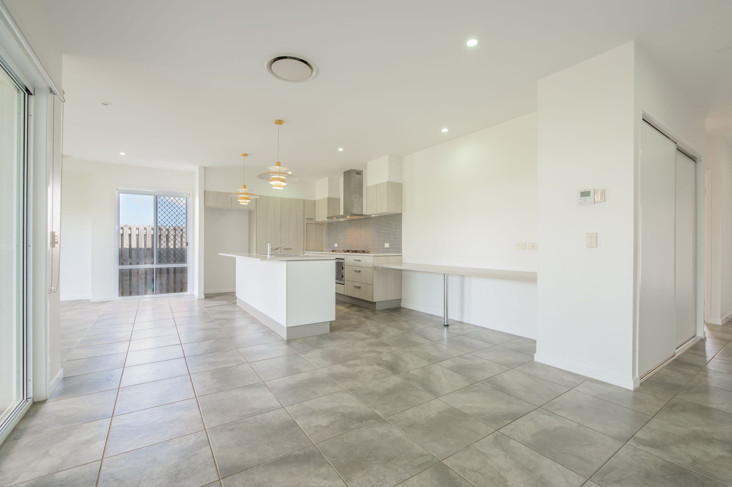 2 Blackbraes Court, New Auckland QLD 4680, New Auckland - Thumbnail 4