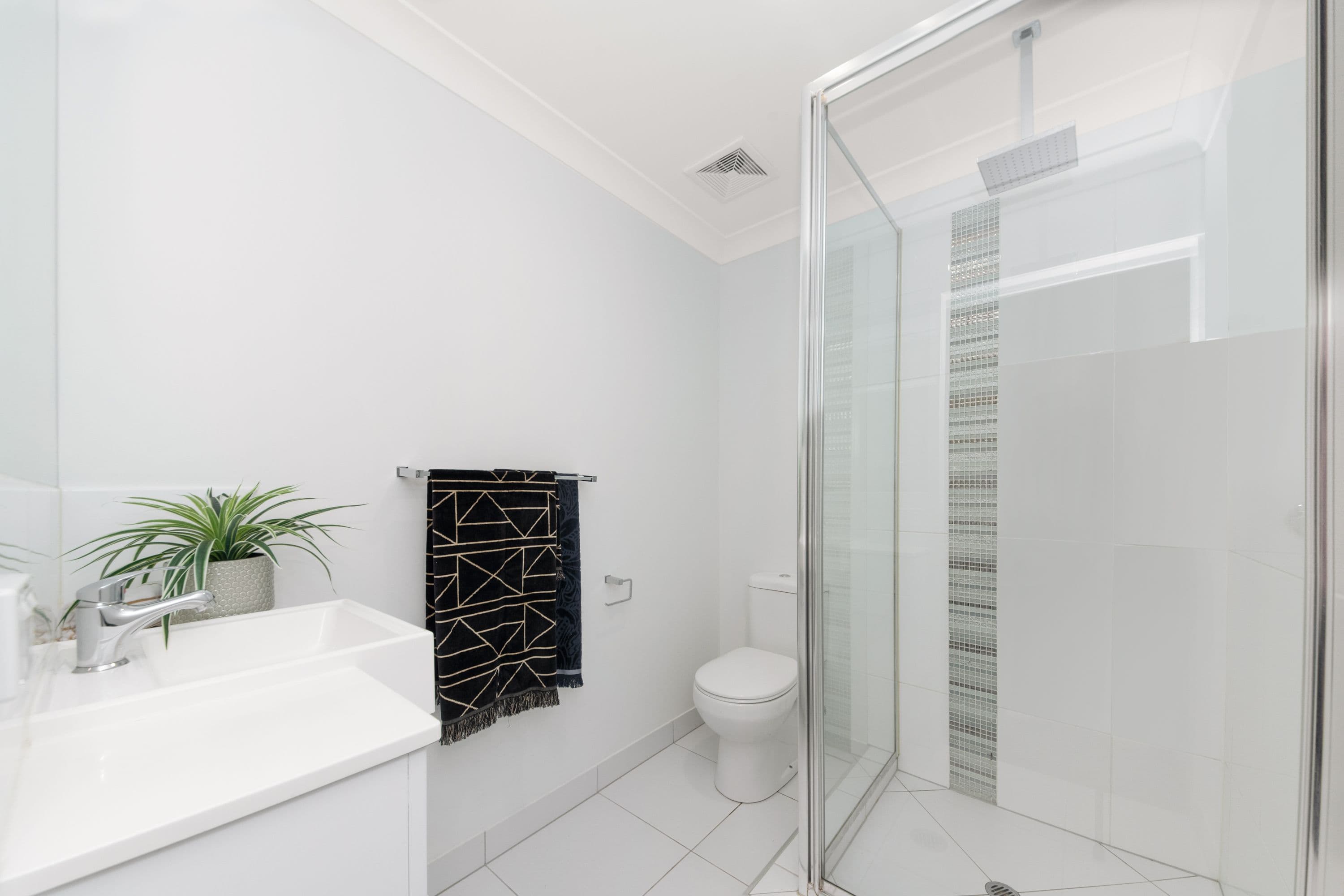 16 Harrold Street, West End QLD 4810, West End - Thumbnail 6
